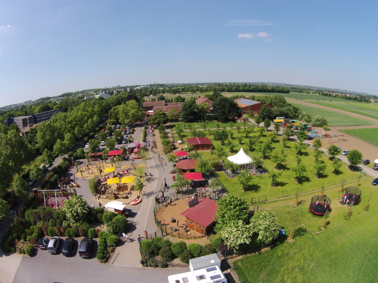 Erlebnisbauernhof Gertrudenhof Lortzingstraße 160 50354 Hürth Deutschland